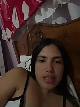 Snapshot of _Laurentt_ chatting on January 14, 2026, 12:25 am Laurentt online show from January 14, 2026, 12:25 am