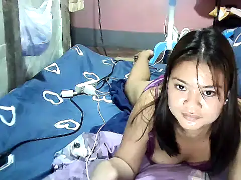 Snapshot of angela_rose20 chatting on April 23, 2026, 12:29 pm angela rose20 online show from April 23, 2026, 12:29 pm