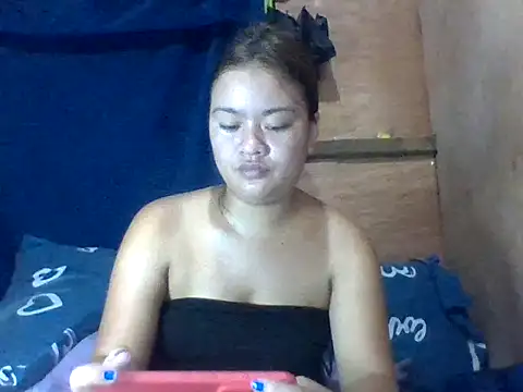 Snapshot of angela_rose20 chatting on June 1, 2026, 10:15 am angela rose20 online show from June 1, 2026, 10:15 am