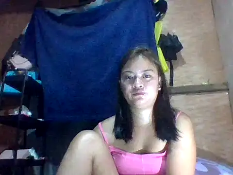 Snapshot of angela_rose20 chatting on May 31, 2026, 12:33 pm angela rose20 online show from May 31, 2026, 12:33 pm