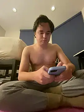 Snapshot of phantom898983 chatting on January 19, 2026, 5:22 am phantom898983 online show from January 19, 2026, 5:22 am