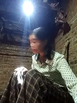 Snapshot of mon-monk chatting on December 14, 2025, 1:06 pm mon-monk online show from December 14, 2025, 1:06 pm