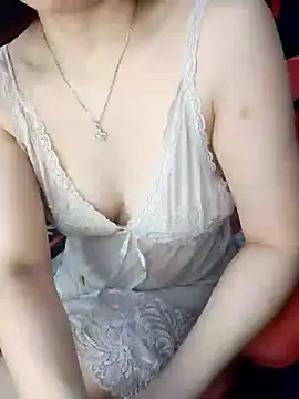 Snapshot of Alone_nothing chatting on April 19, 2026, 4:08 pm Alone nothing online show from April 19, 2026, 4:08 pm