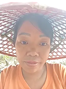 anna-can online show from April 15, 2026, 5:57 am