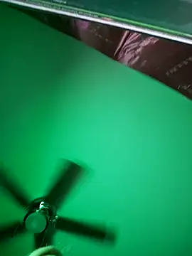 SpiderRose online show from February 8, 2026, 5:38 am