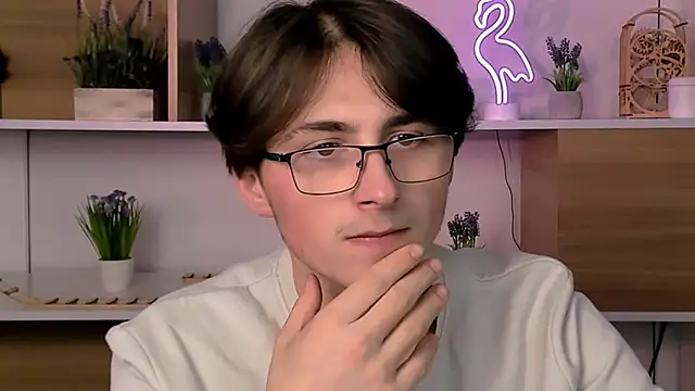 Snapshot of azen_rush chatting on December 15, 2025, 7:20 pm azen rush online show from December 15, 2025, 7:20 pm