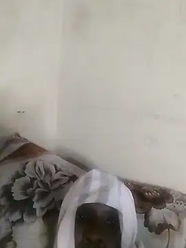 Snapshot of Relay1 chatting on April 1, 2026, 3:41 am Relay1 online show from April 1, 2026, 3:41 am