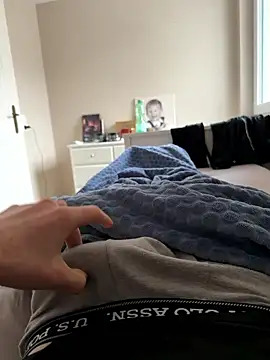 angei094 online show from January 8, 2026, 1:17 pm