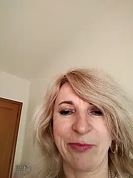 AhlyssaLove1155 online show from March 29, 2026, 12:40 pm