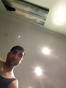 NaturalSunny online show from January 14, 2026, 2:26 am