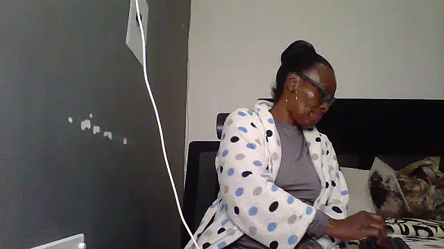Snapshot of hotgrannxxx58 chatting on July 14, 2026, 9:43 pm hotgrannxxx58 online show from July 14, 2026, 9:43 pm