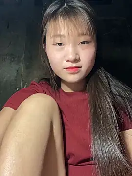 hinata-xx online show from April 11, 2026, 9:57 am