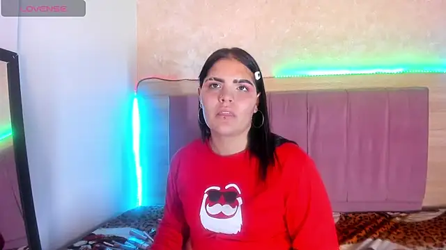 Snapshot of alunnaclarkcm chatting on December 14, 2025, 5:02 am alunnaclarkcm online show from December 14, 2025, 5:02 am