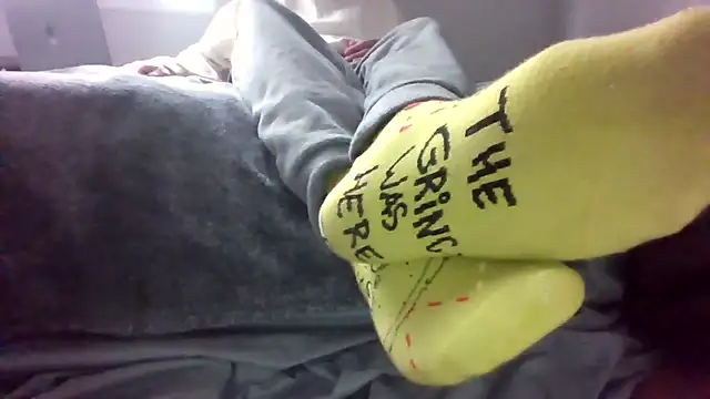 ThePerfectSoles18 online show from December 5, 2025, 6:06 pm