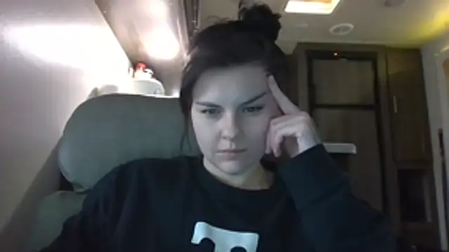 Demilcanaday online show from December 5, 2025, 6:50 pm