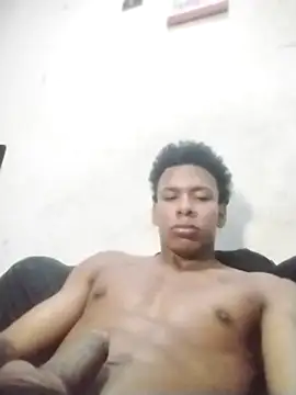 latinboi sexy online show from December 15, 2025, 3:29 pm