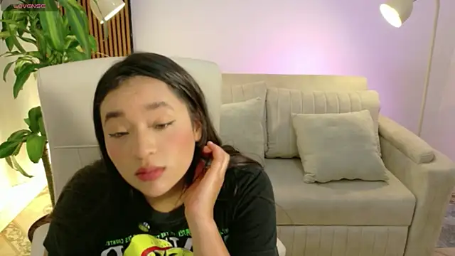Snapshot of IAM__ZARA chatting on April 14, 2026, 9:42 pm IAM ZARA online show from April 14, 2026, 9:42 pm