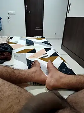 johny044 online show from May 12, 2026, 8:26 pm