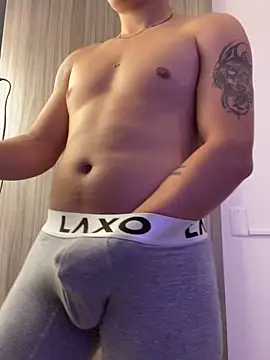 Goldenknight33 online show from April 9, 2026, 1:39 pm