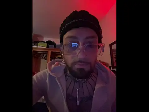 Snapshot of DaddyGrimaldi chatting on December 15, 2025, 9:31 pm DaddyGrimaldi online show from December 15, 2025, 9:31 pm