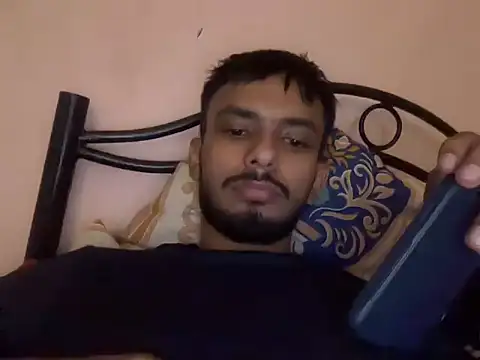 Snapshot of CutieDickBoiii chatting on June 13, 2026, 9:40 am CutieDickBoiii online show from June 13, 2026, 9:40 am