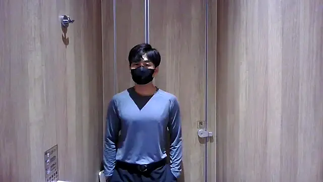 kimze7 online show from February 28, 2026, 2:00 am