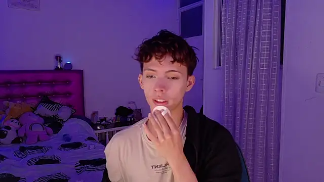 Dani Dancer online show from March 13, 2026, 12:37 am