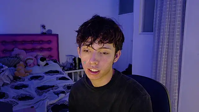 Dani Dancer online show from April 12, 2026, 11:08 pm