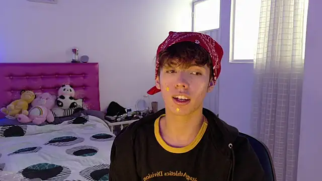 Dani Dancer online show from April 3, 2026, 9:10 pm