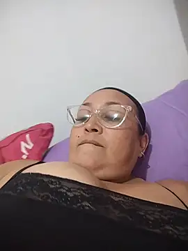 Snapshot of Nini_Love_ chatting on February 11, 2026, 11:26 pm Nini Love online show from February 11, 2026, 11:26 pm