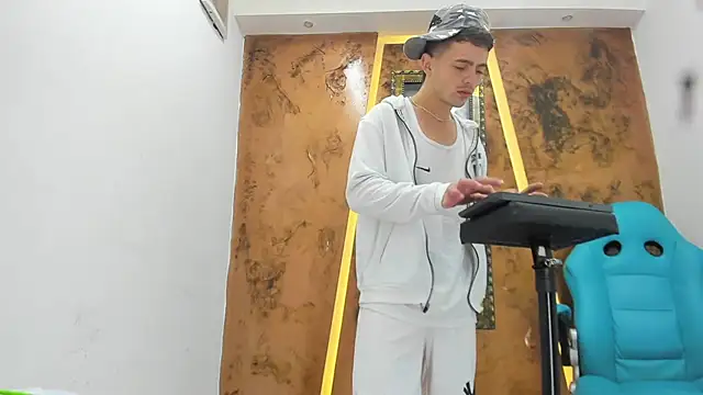 Jhostonex online show from February 16, 2026, 3:38 am