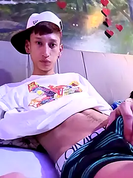 Snapshot of Disey888 chatting on February 22, 2026, 6:05 am Disey888 online show from February 22, 2026, 6:05 am