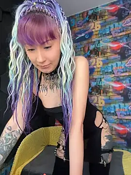 Tattoo  Moon online show from April 30, 2026, 8:32 am