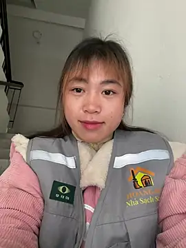 sofia-bae online show from January 14, 2026, 3:43 am