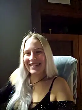 Snapshot of ChristinaWheeled11 chatting on February 25, 2026, 8:19 pm ChristinaWheeled11 online show from February 25, 2026, 8:19 pm