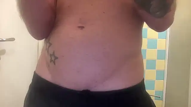 Snapshot of ludooo899 chatting on February 14, 2026, 2:56 am ludooo899 online show from February 14, 2026, 2:56 am