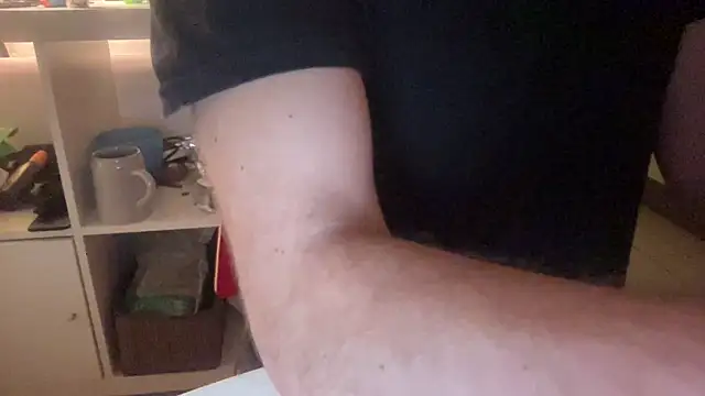 Snapshot of ludooo899 chatting on February 10, 2026, 5:17 am ludooo899 online show from February 10, 2026, 5:17 am