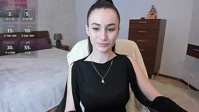 Snapshot of MiraaLes chatting on February 17, 2026, 2:14 pm MiraaLes online show from February 17, 2026, 2:14 pm