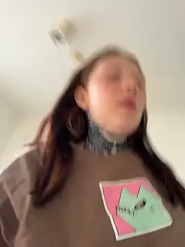 Snapshot of FionaMurr chatting on January 10, 2026, 2:07 am FionaMurr online show from January 10, 2026, 2:07 am