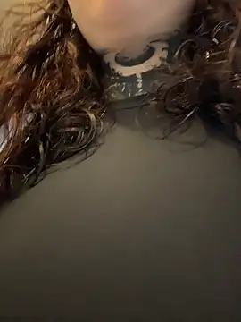 Snapshot of FionaMurr chatting on January 6, 2026, 2:48 am FionaMurr online show from January 6, 2026, 2:48 am