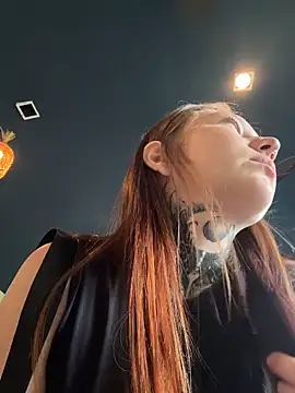 Snapshot of FionaMurr chatting on February 26, 2026, 4:45 am FionaMurr online show from February 26, 2026, 4:45 am