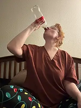 Lenaravenswood online show from February 7, 2026, 9:17 am