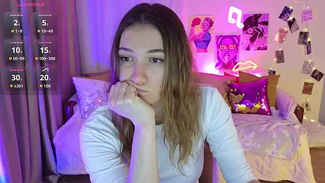 Snapshot of CarolainGilbert chatting on February 3, 2026, 5:27 am CarolainGilbert online show from February 3, 2026, 5:27 am