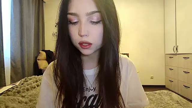 Qwami Amie online show from February 24, 2026, 9:32 am