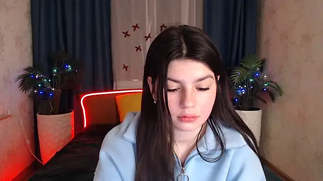 KisaModel online show from December 20, 2025, 1:19 am