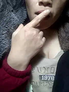 Snapshot of neko-nancy chatting on February 3, 2026, 2:53 am neko-nancy online show from February 3, 2026, 2:53 am