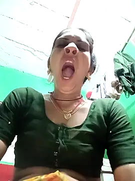 Snapshot of Chayna_singh chatting on February 3, 2026, 7:52 pm Chayna singh online show from February 3, 2026, 7:52 pm