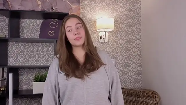 Snapshot of RuthFreeley chatting on December 15, 2025, 3:51 pm RuthFreeley online show from December 15, 2025, 3:51 pm