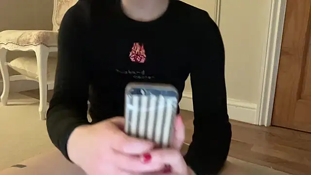 ijustturned18today online show from December 23, 2025, 12:22 am