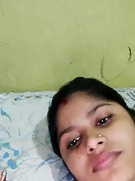 Snapshot of Cuple_masti72 chatting on July 7, 2026, 12:42 pm Cuple masti72 online show from July 7, 2026, 12:42 pm